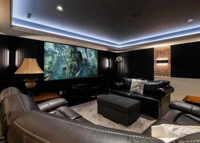 Vancouver Golf Villa - Private Oasis