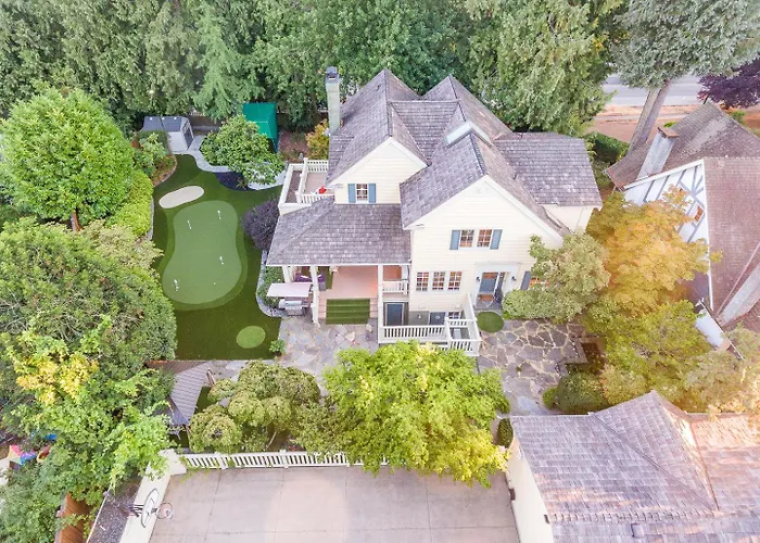 Vancouver Golf Villa - Private Oasis