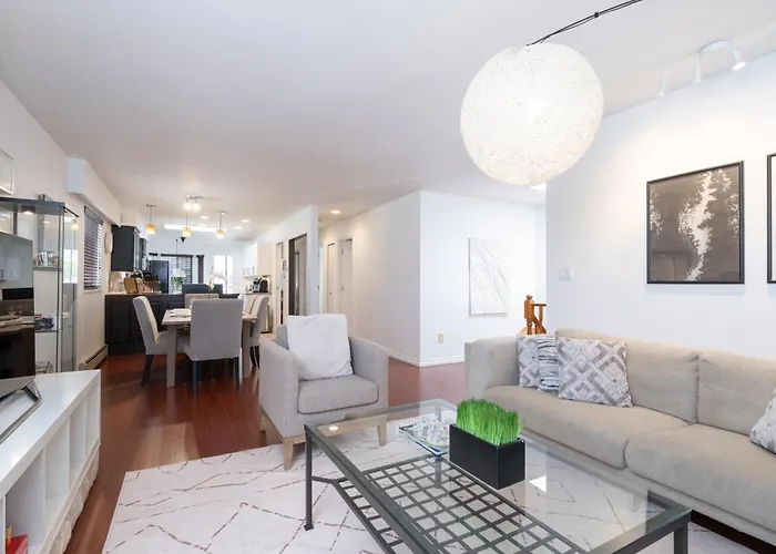 3Br Near Commercial Dr 10 Min To Downtown